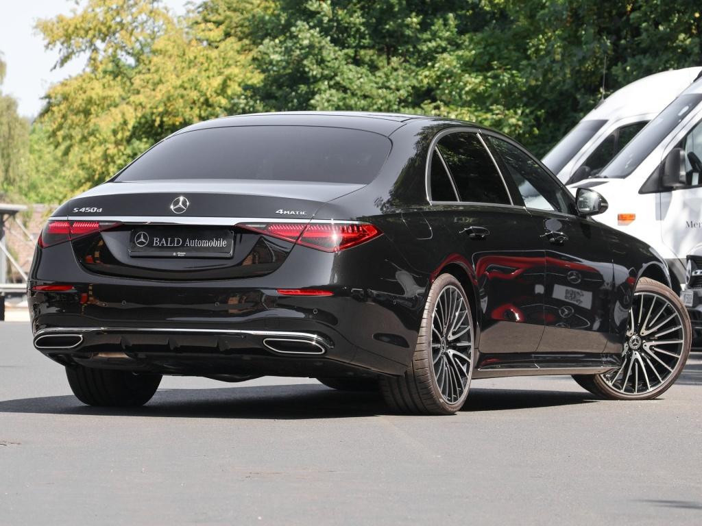 Mercedes-Benz S-Klasse