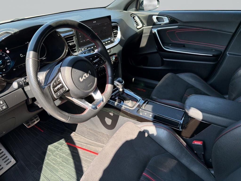 Kia ProCeed