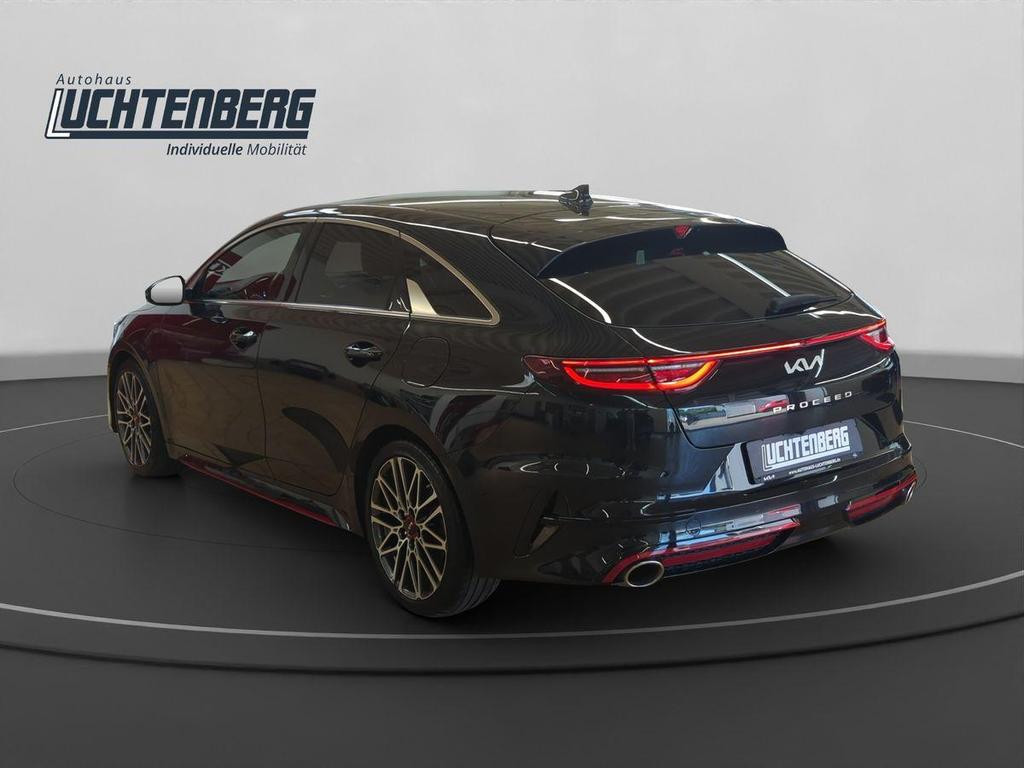 Kia ProCeed