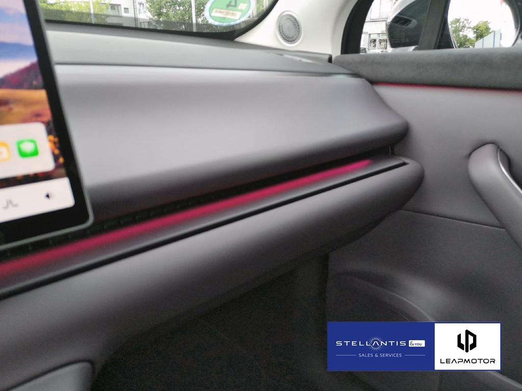 Leapmotor C10