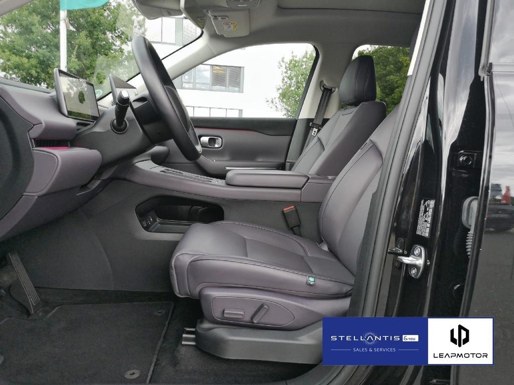 Leapmotor C10