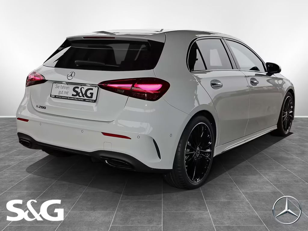 Mercedes-Benz A-Klasse A 200 AMG Line