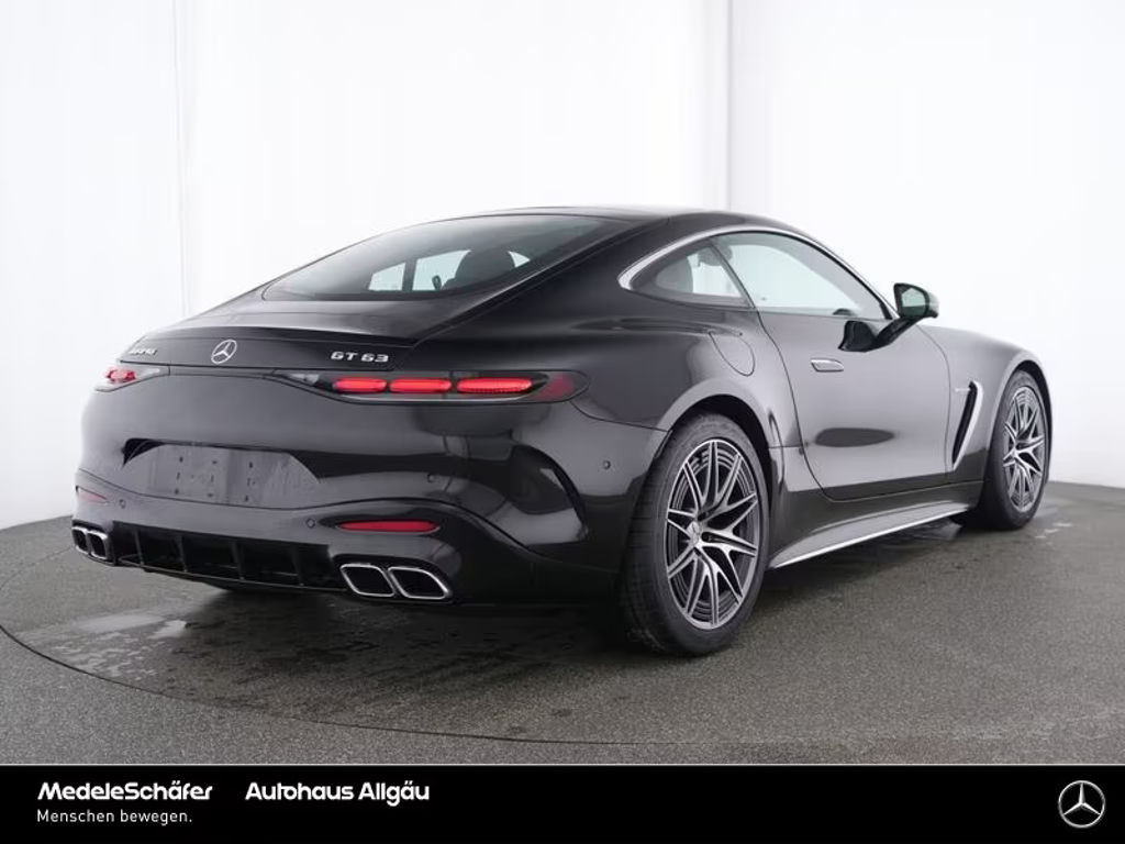 Mercedes-Benz AMG GT 4MATIC+ Premium