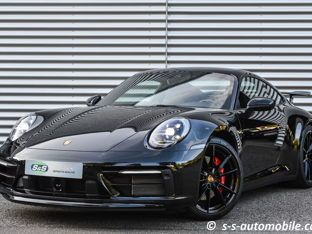 Porsche 911 992 Carrera