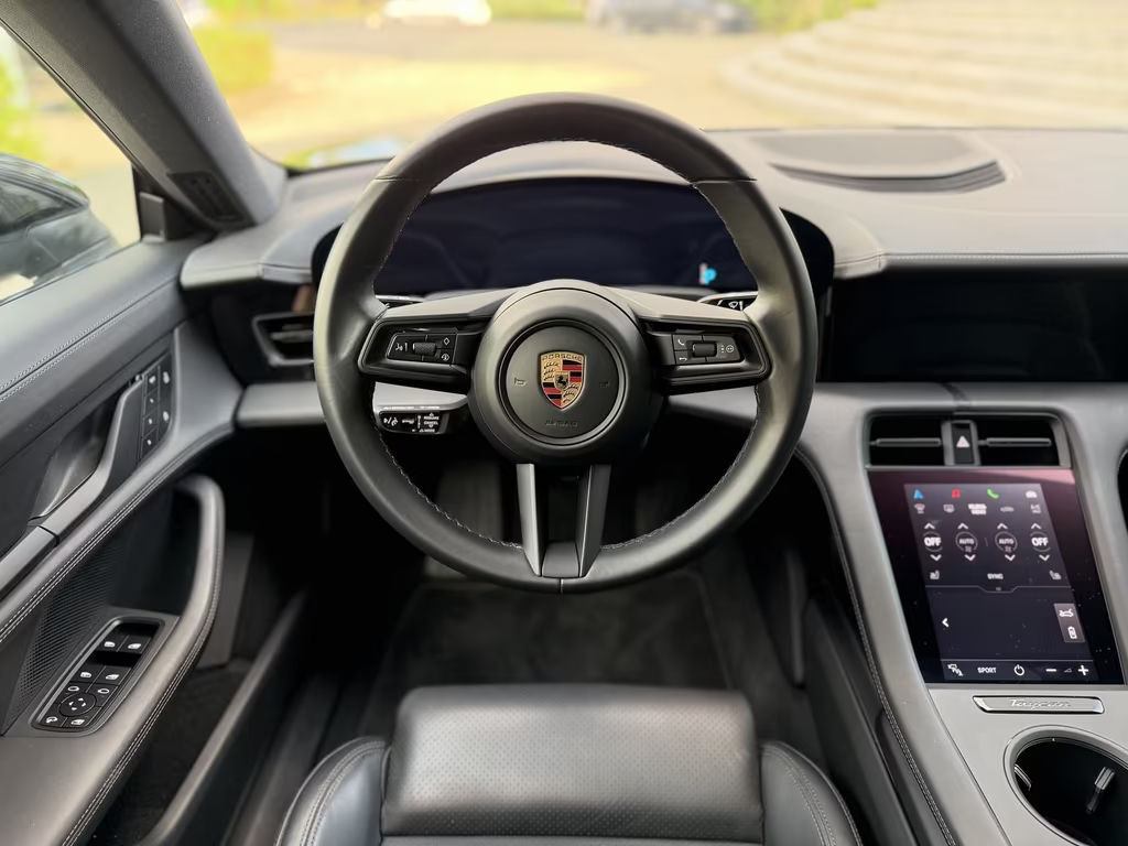 Porsche Taycan