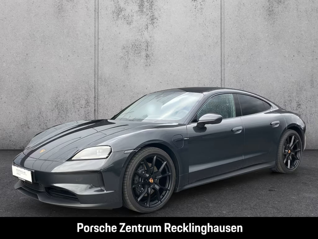 Porsche Taycan 4