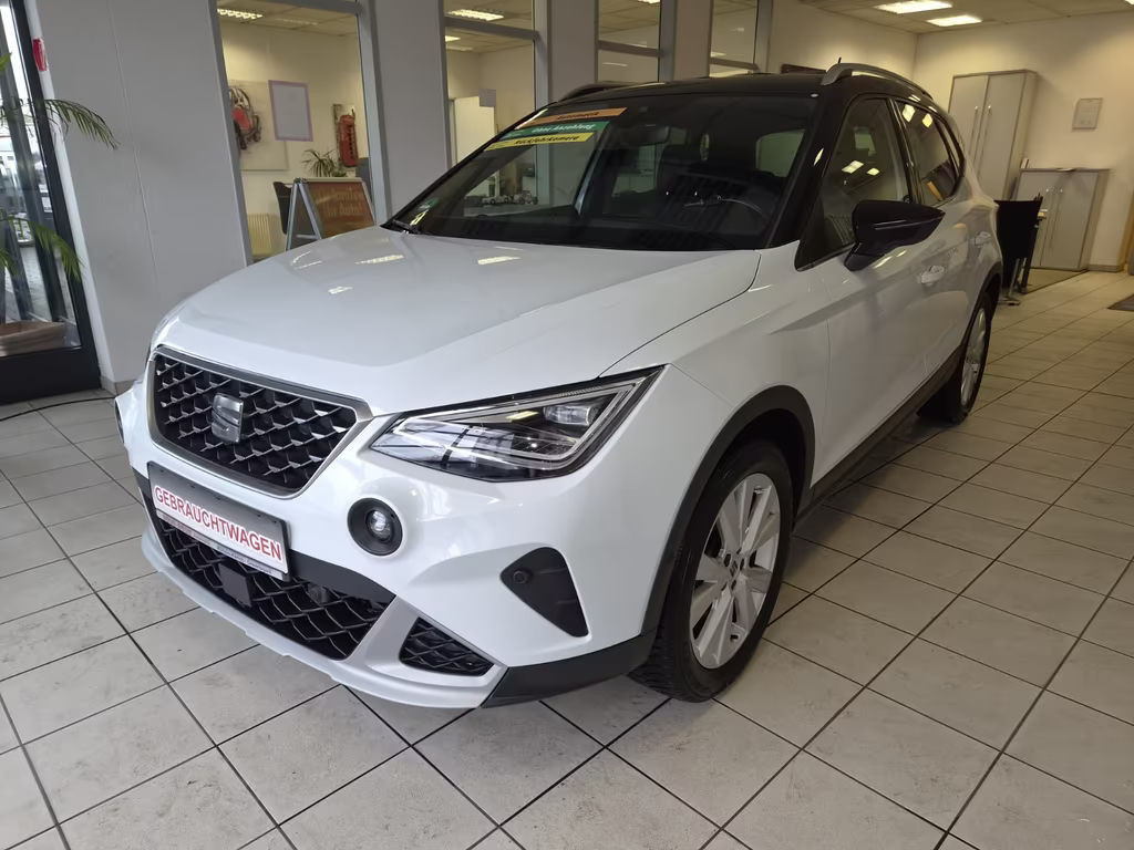 Seat Arona Xperience / KAMERA / CARPLAY/NAVI