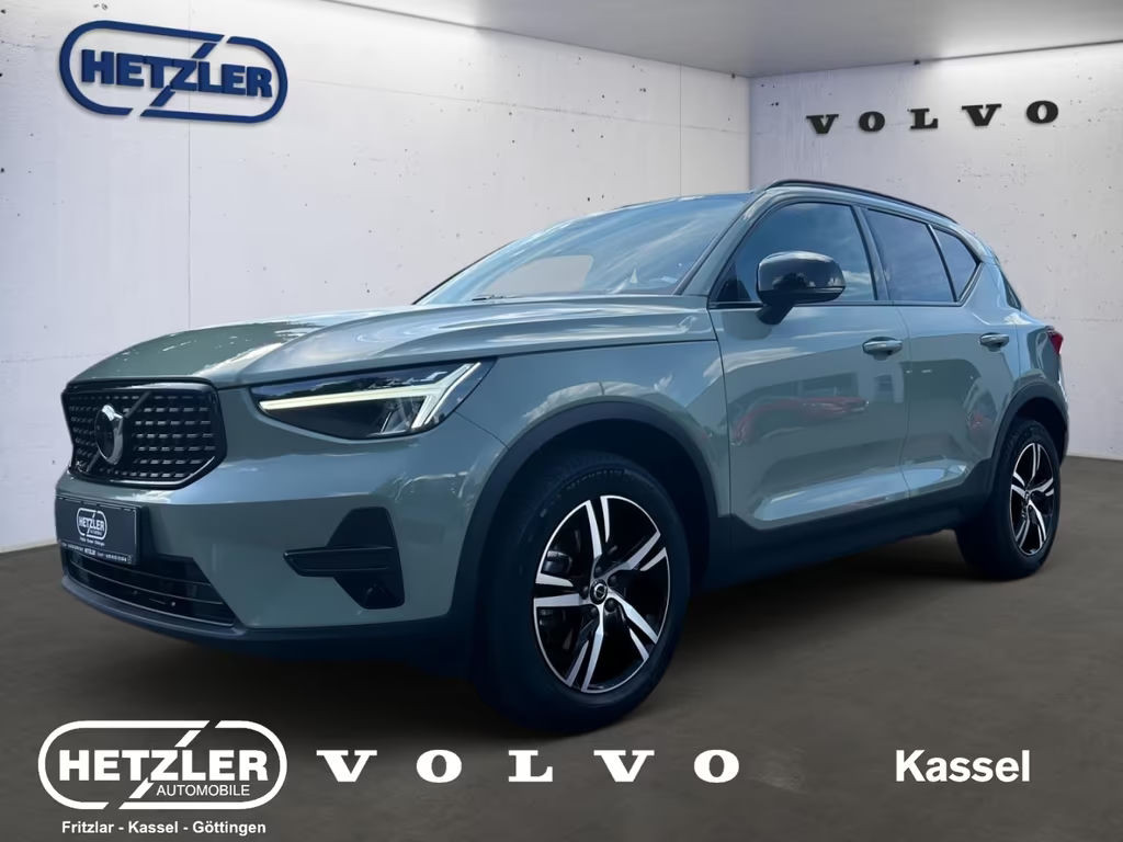 Volvo XC40 Plus Dark