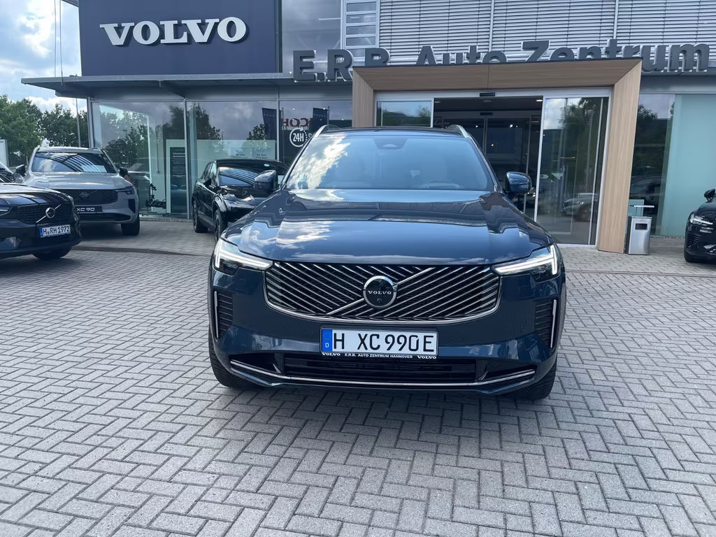 Volvo XC90 AWD Recharge Plus Bright