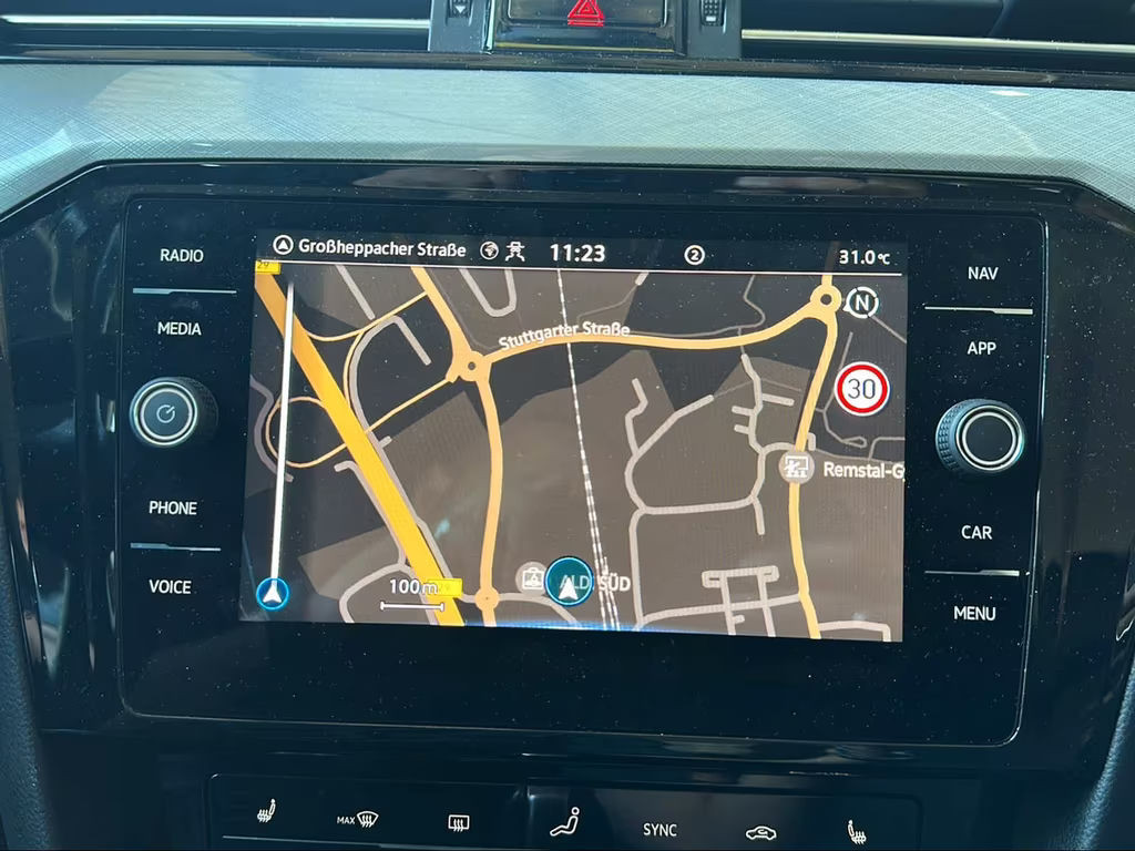 Volkswagen Passat