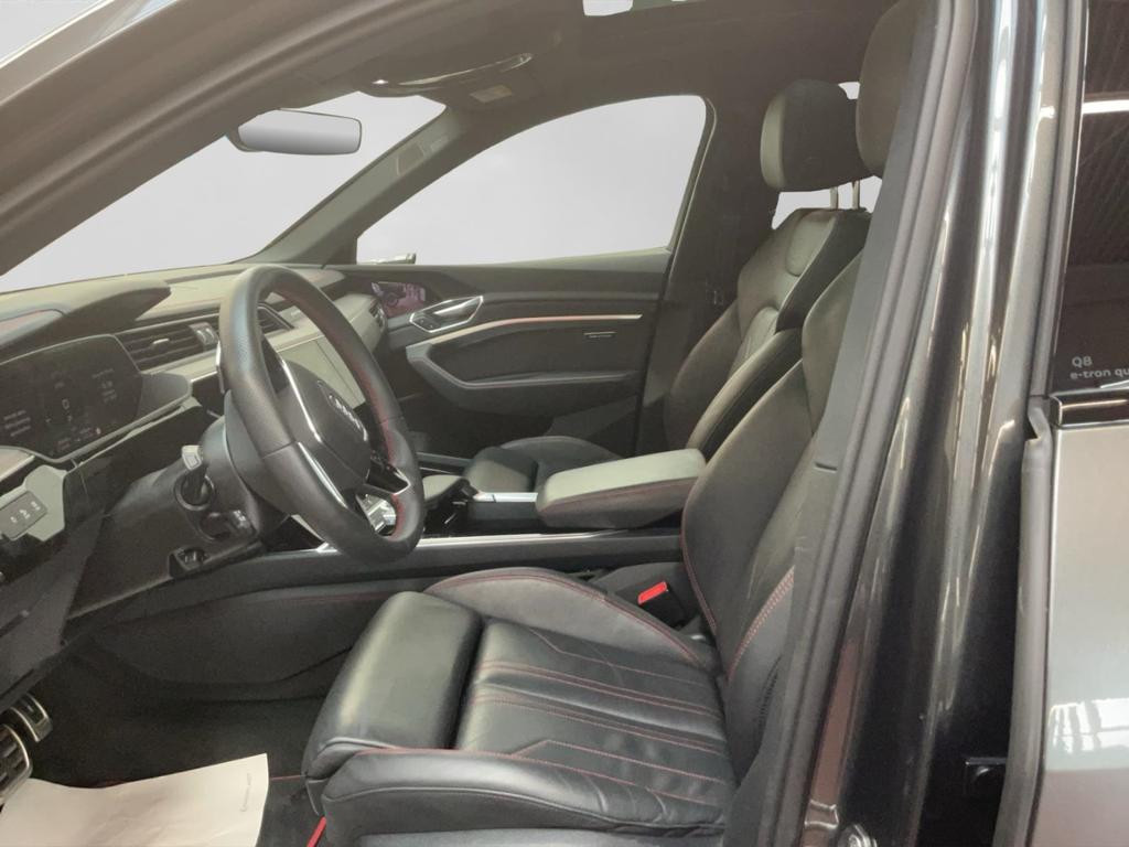 Audi Q8 e-tron