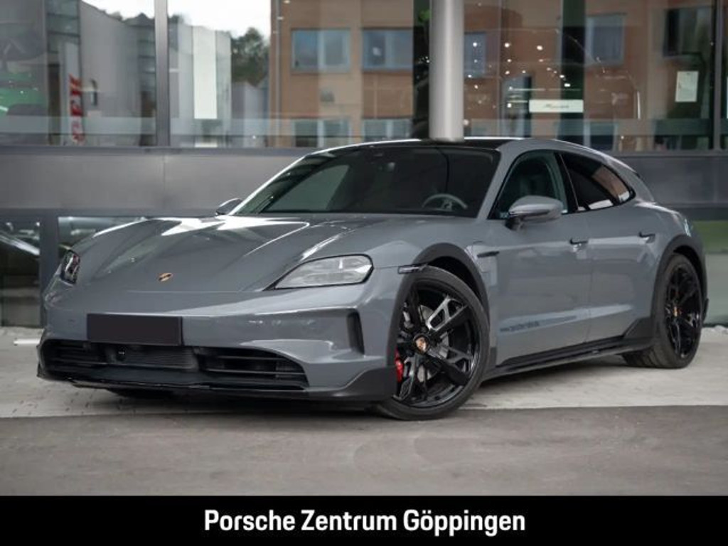Porsche Taycan 4S Cross Turismo