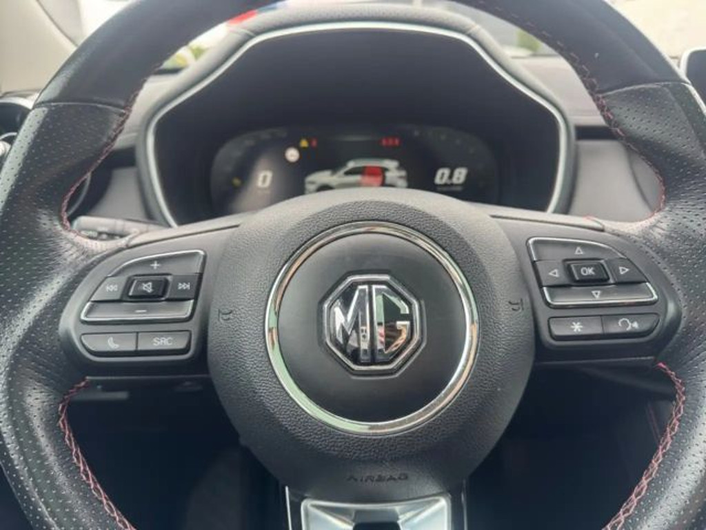 MG HS
