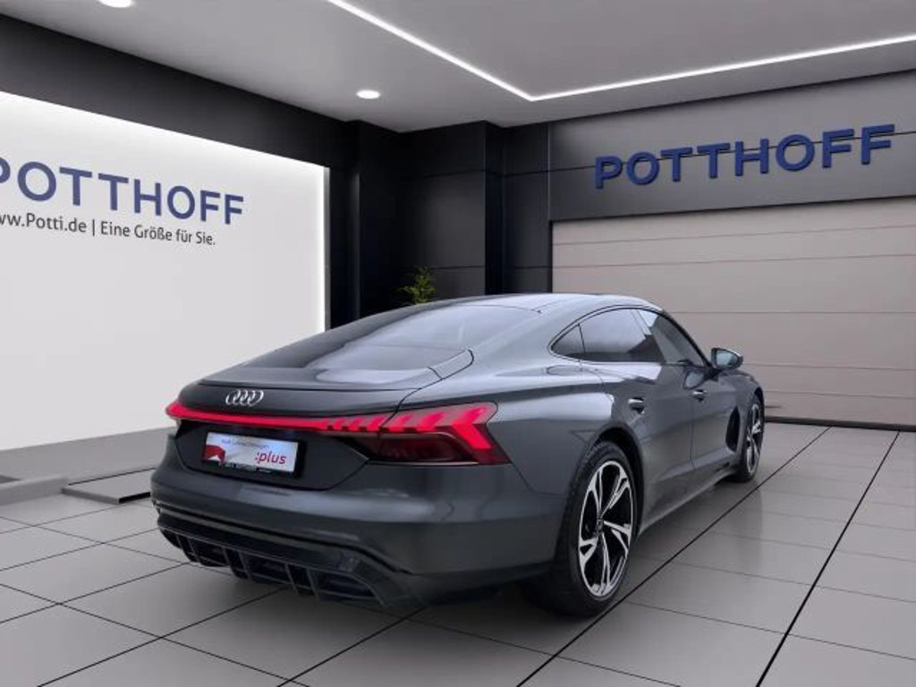 Audi e-tron GT