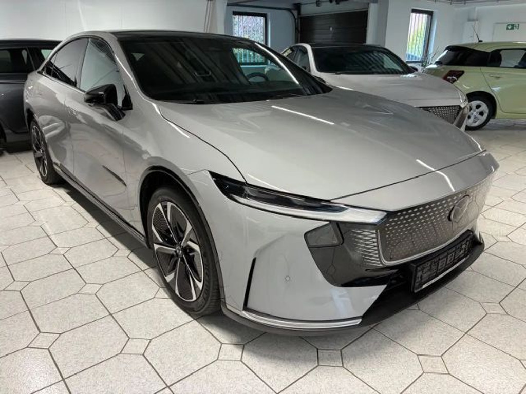 Mazda 6e