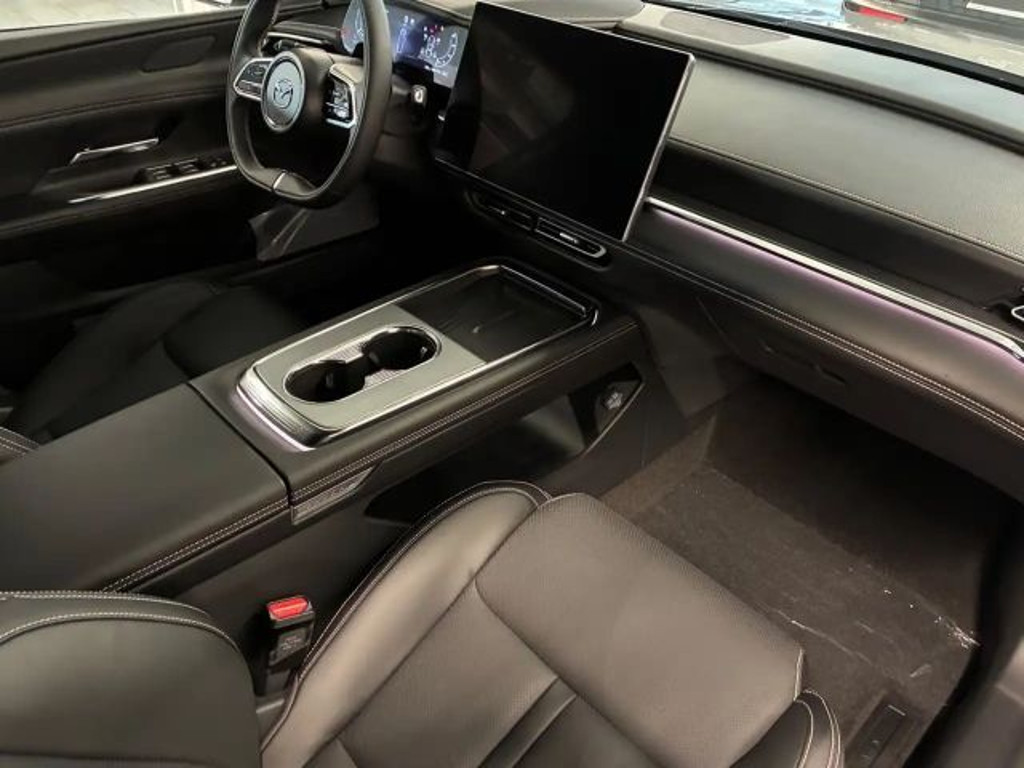 Mazda 6e