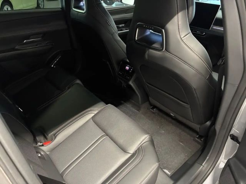 Mazda 6e