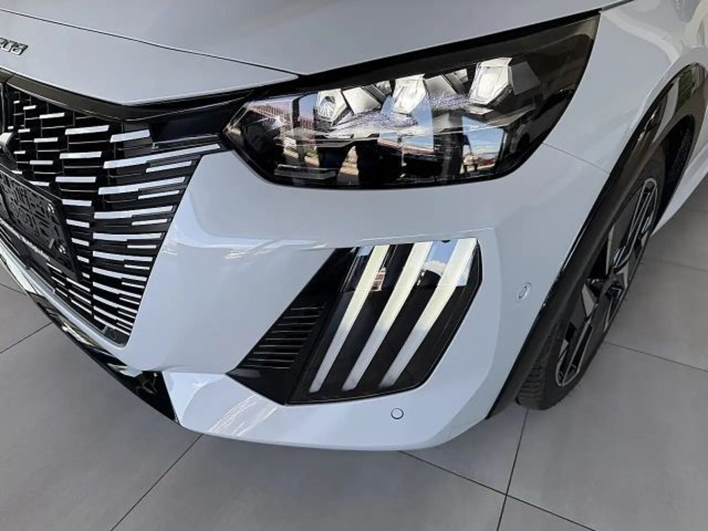 Peugeot e-208 GT-Line Hybrid