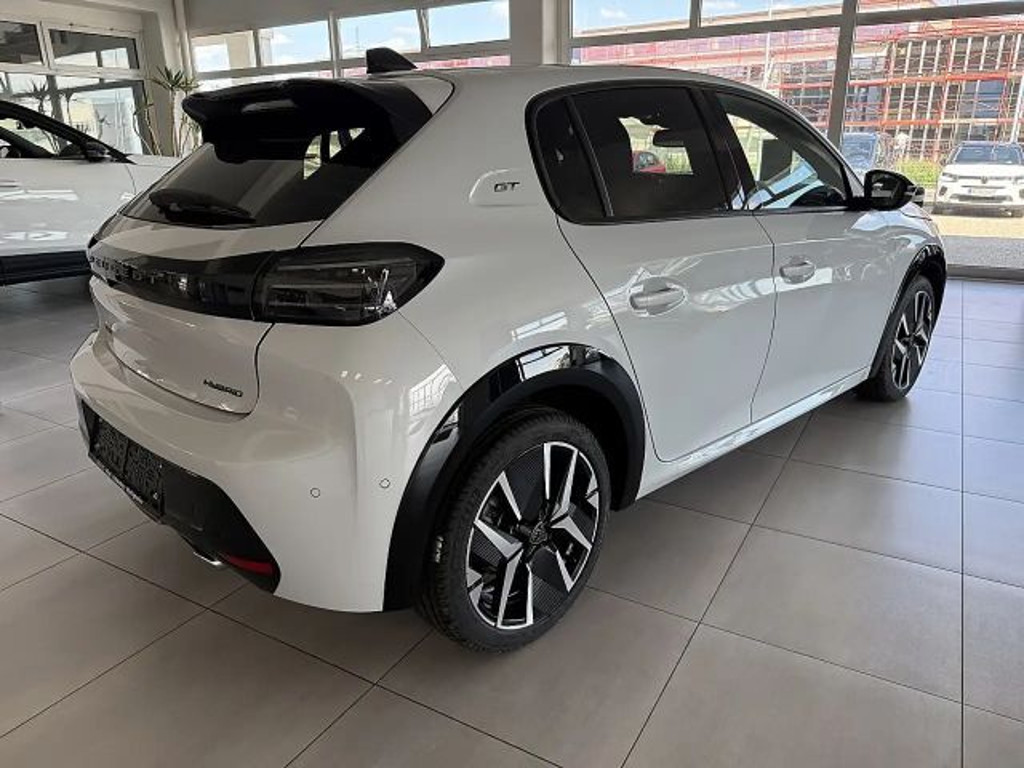 Peugeot e-208