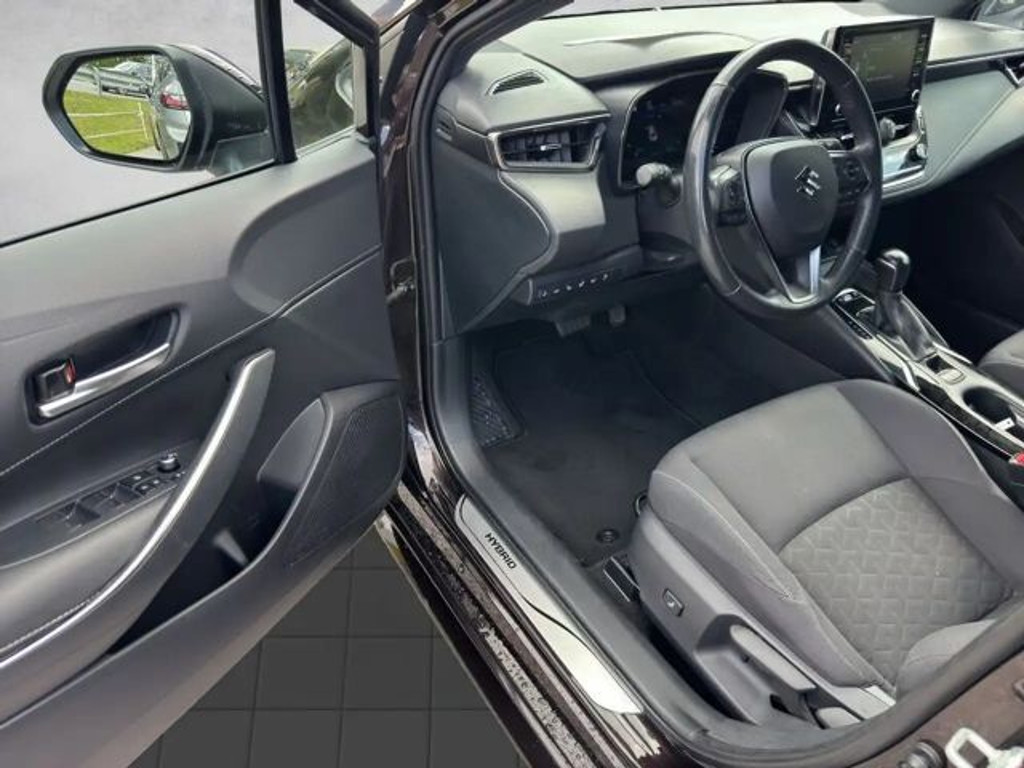 Suzuki Swace
