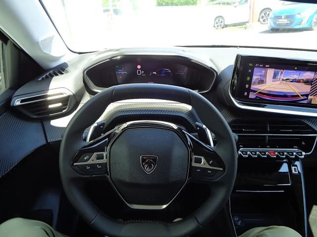 Peugeot e-208