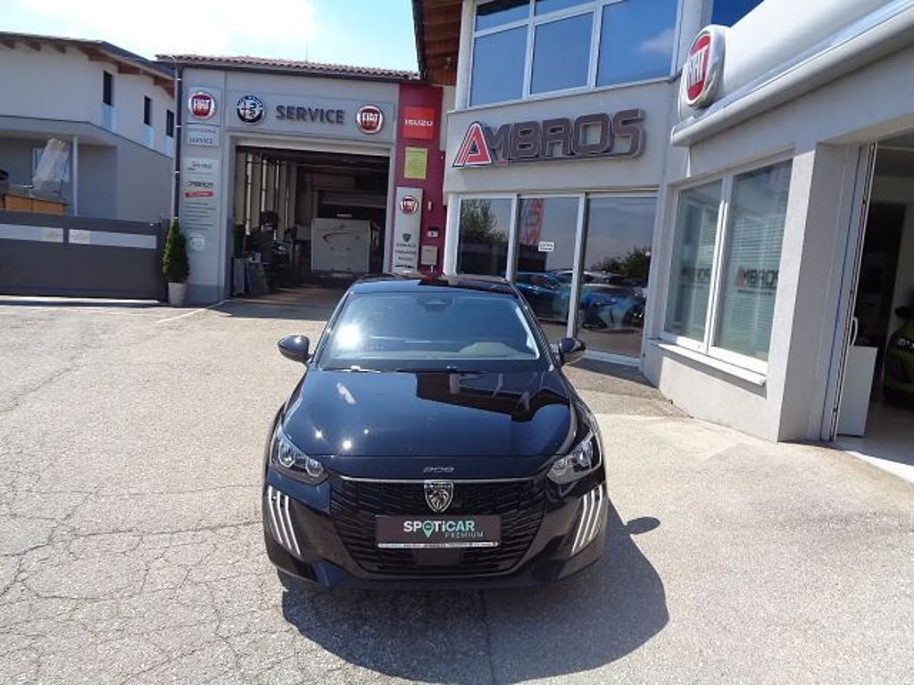 Peugeot e-208