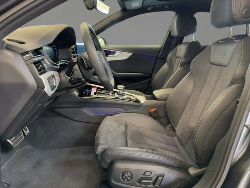 Audi S4