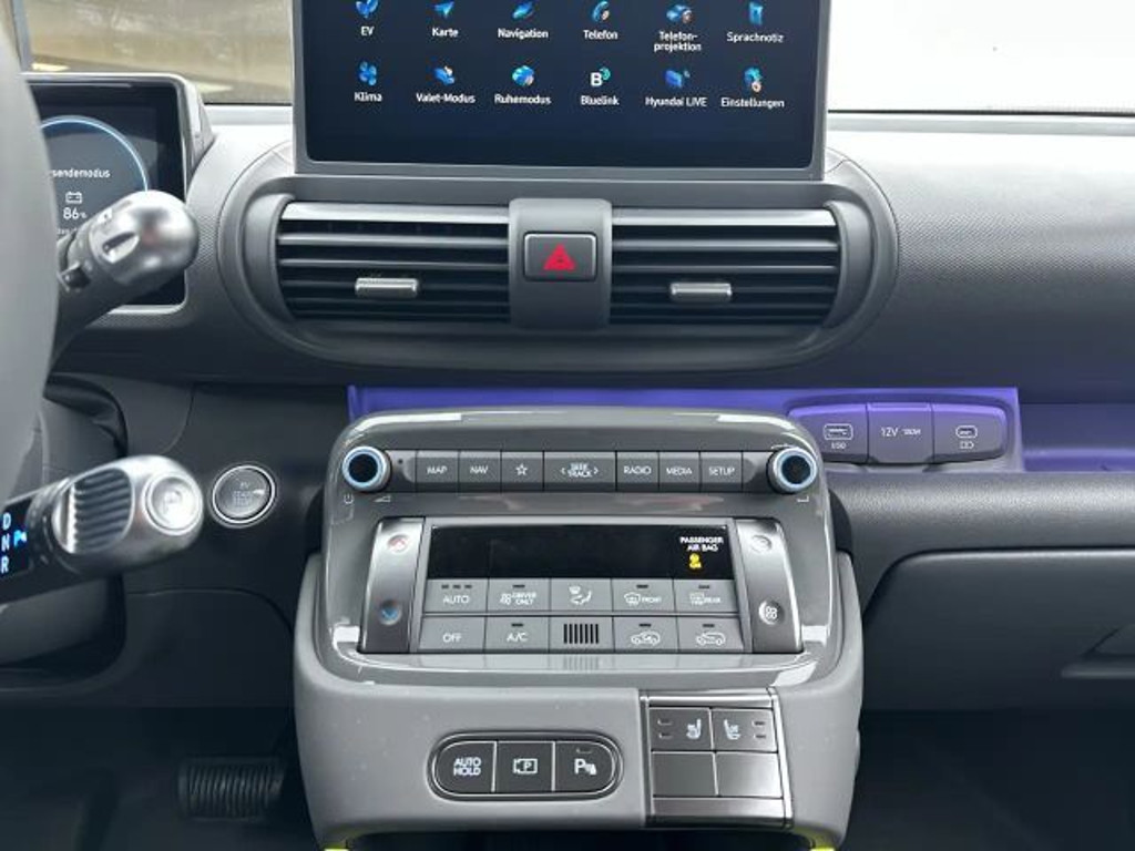 Hyundai INSTER