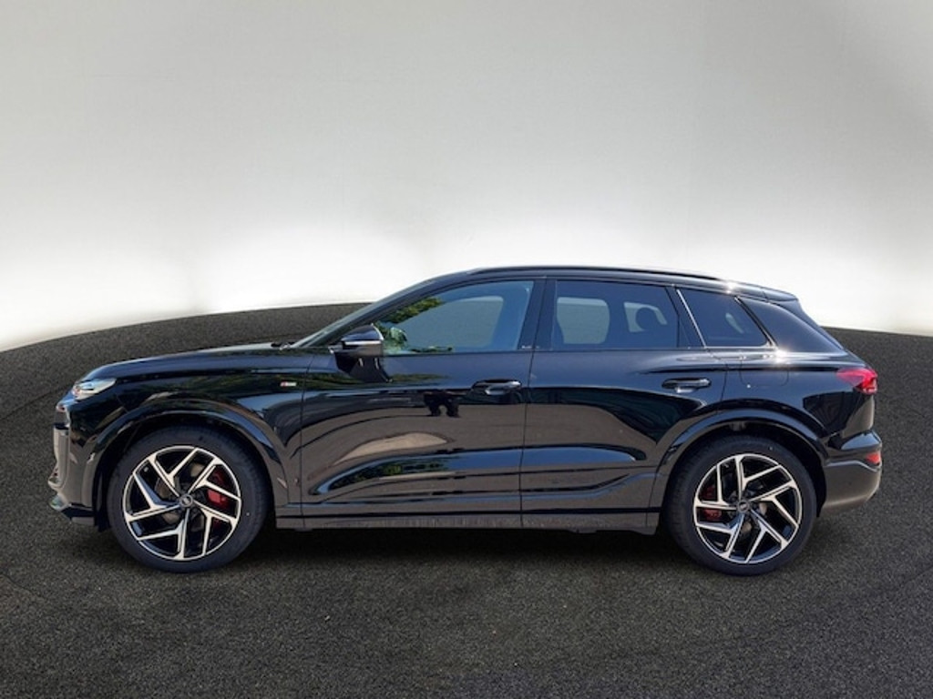 Audi Q6 e-tron S-Line Performance