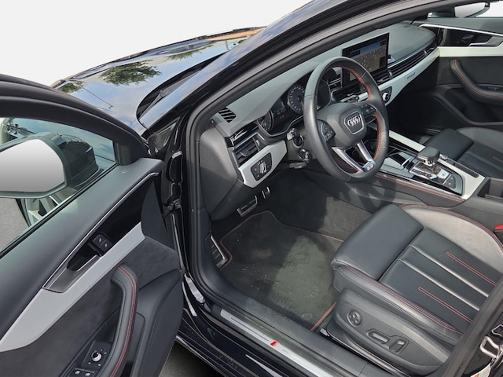 Audi S4