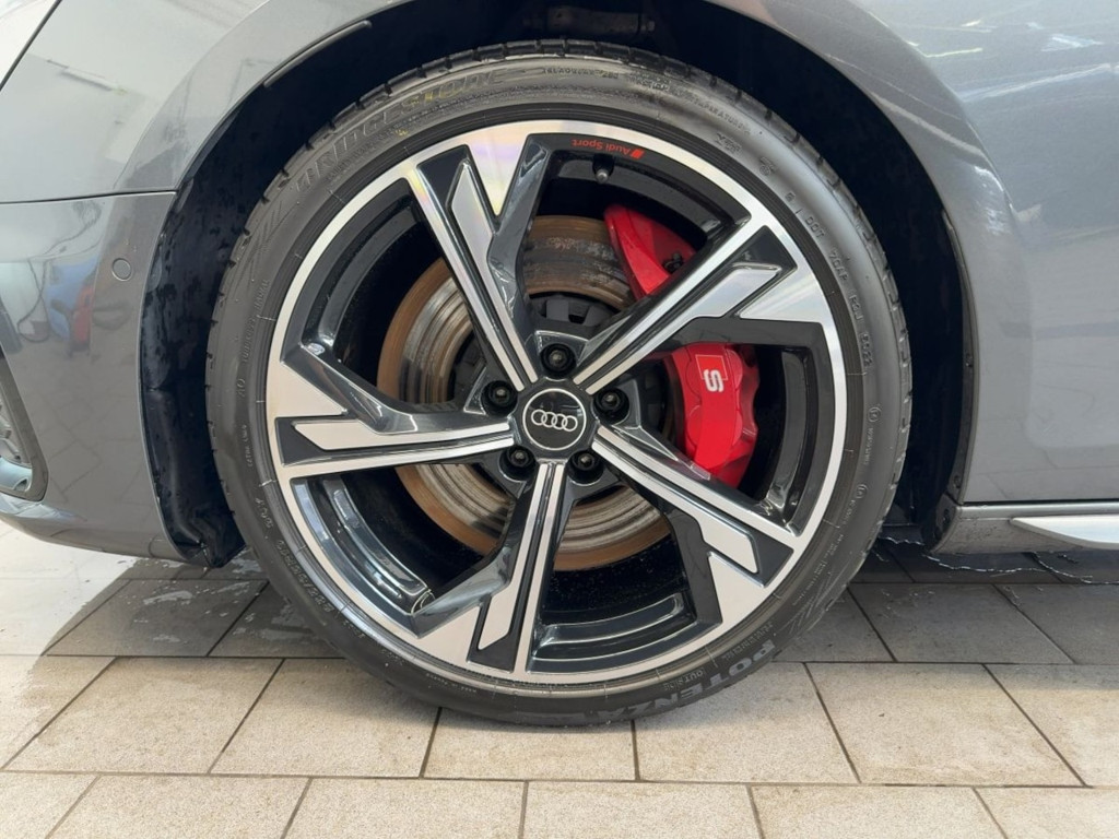 Audi S4