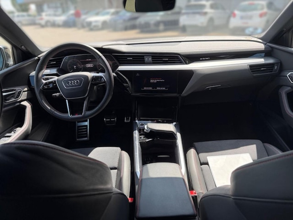 Audi Q8 e-tron