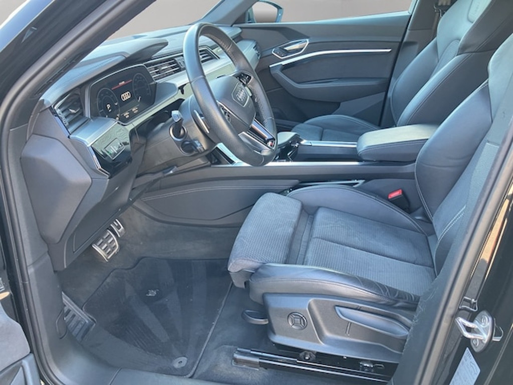 Audi Q8 e-tron