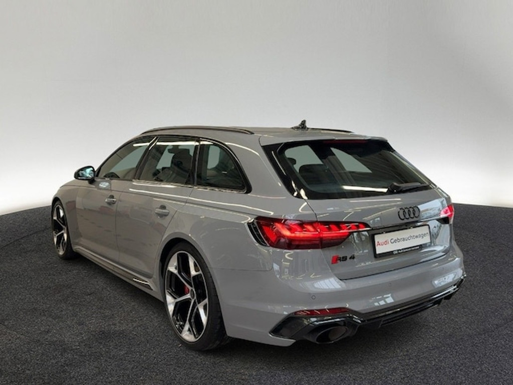 Audi RS4