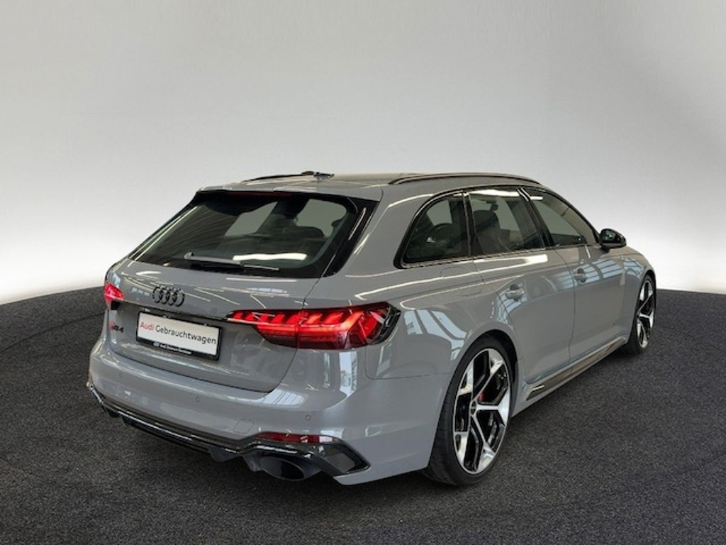 Audi RS4