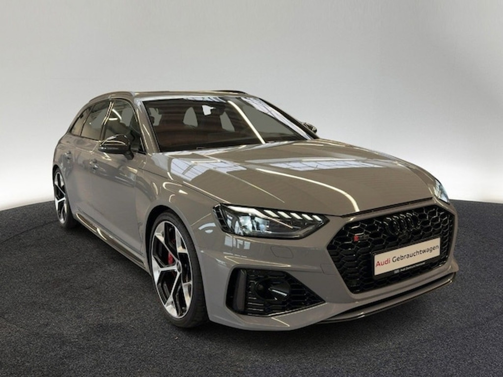 Audi RS4
