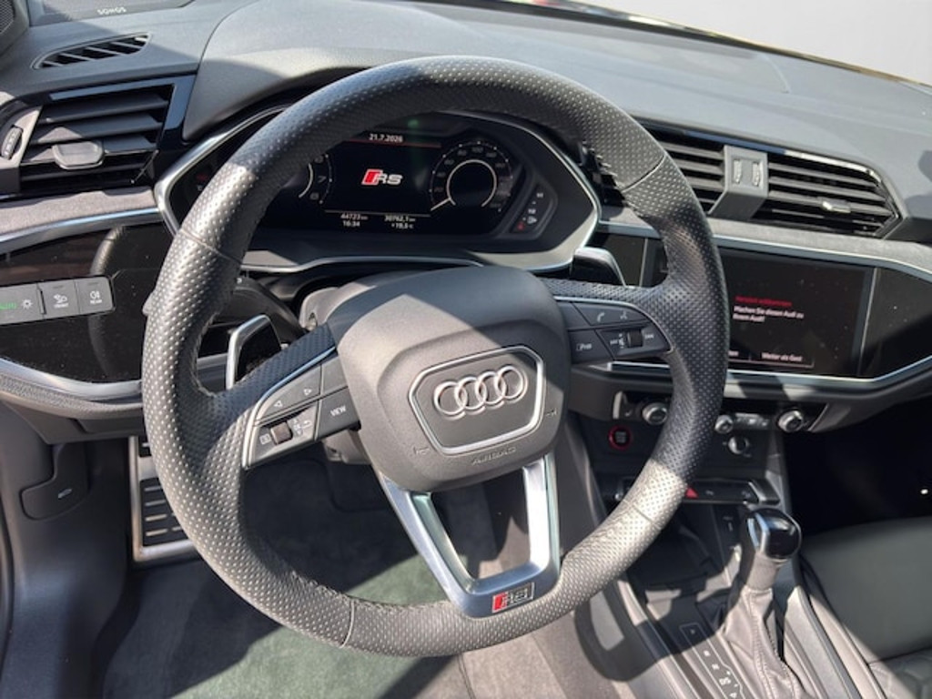 Audi RS Q3