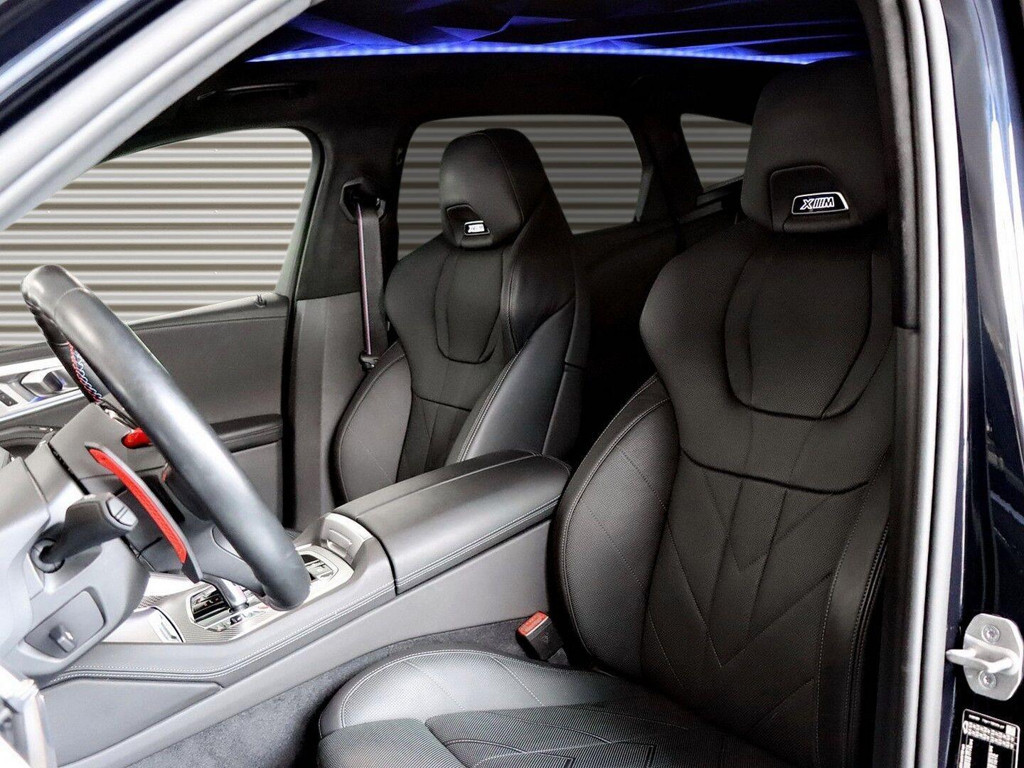 BMW XM