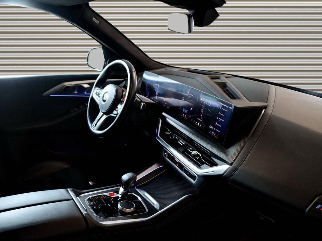 BMW XM