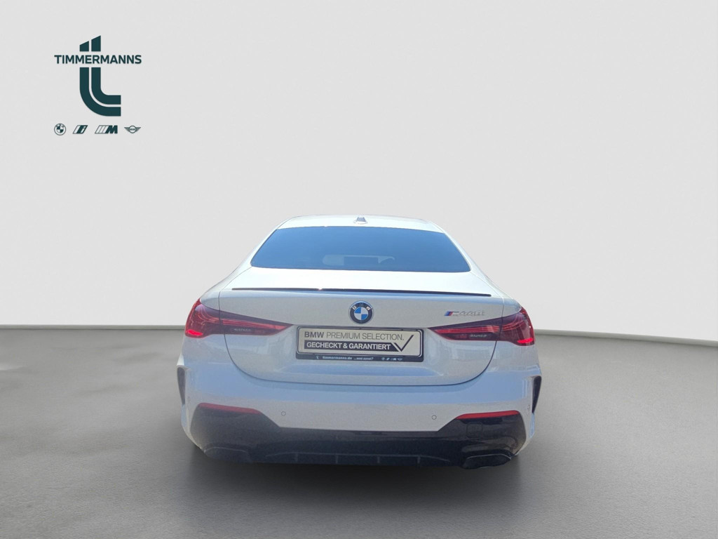 BMW M440