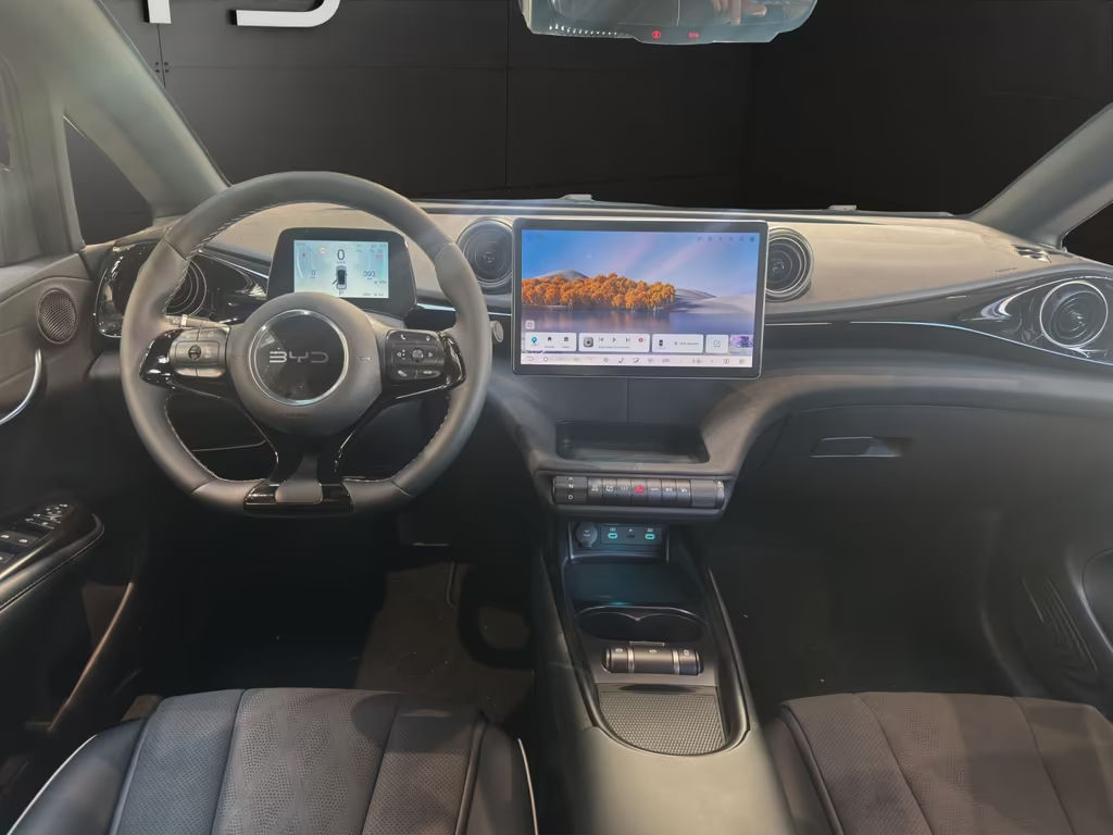 BYD Dolphin