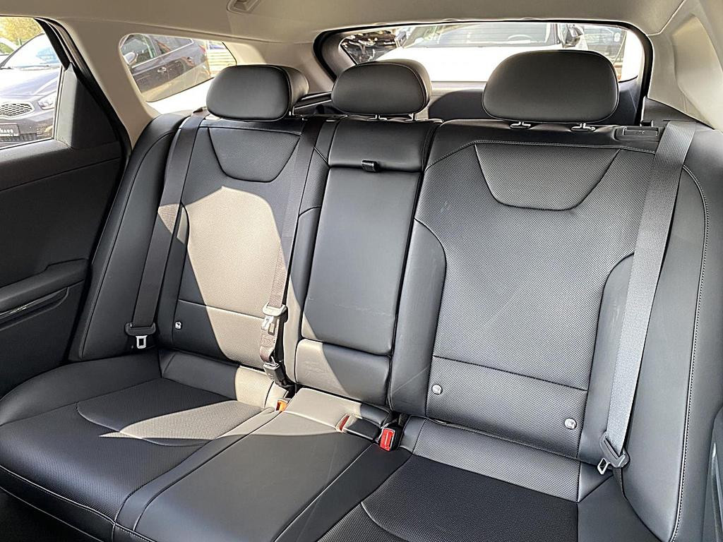 Kia K4