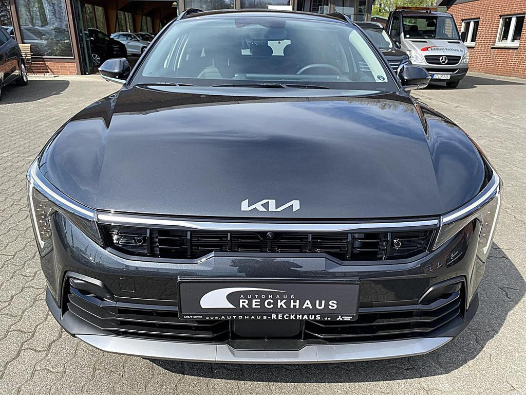 Kia K4