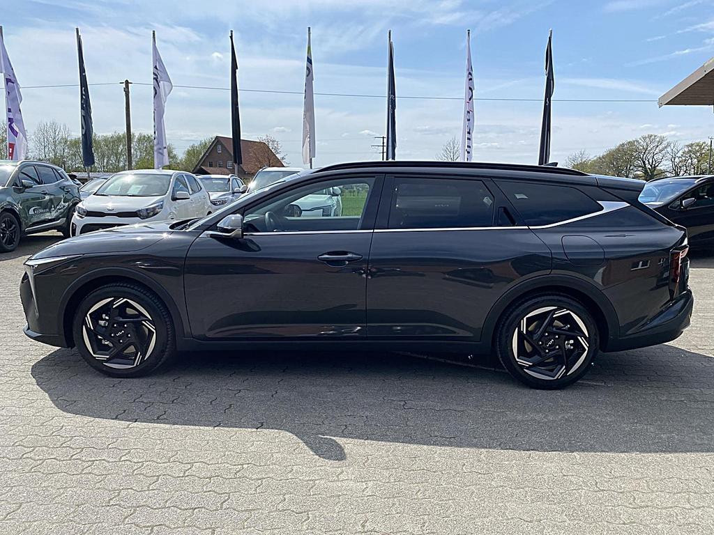 Kia K4