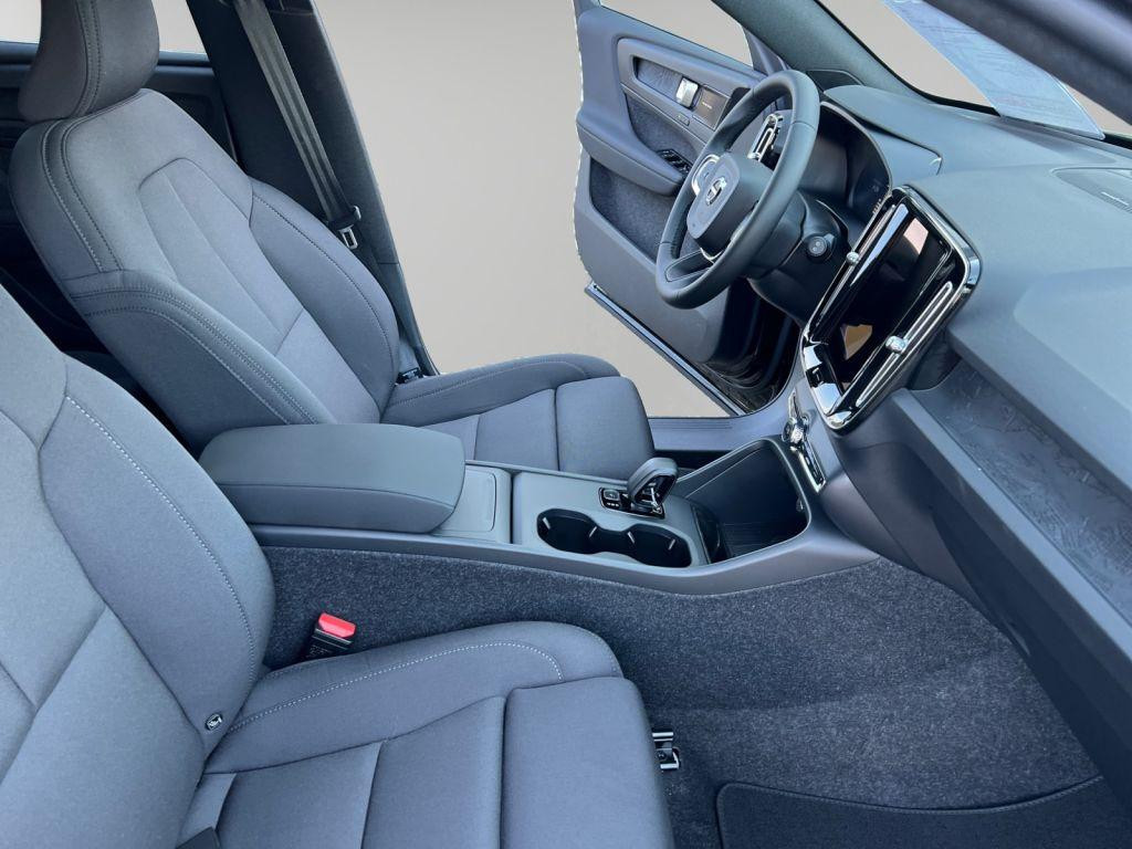 Volvo EX40