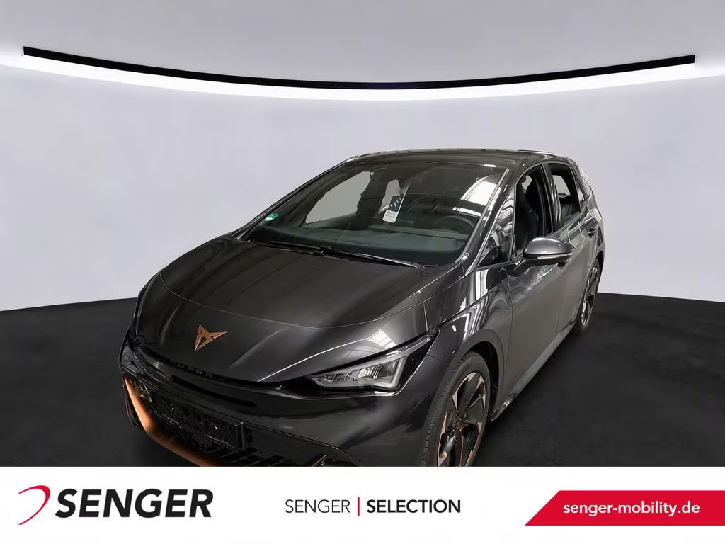 Cupra Born CarPlay LED ACC