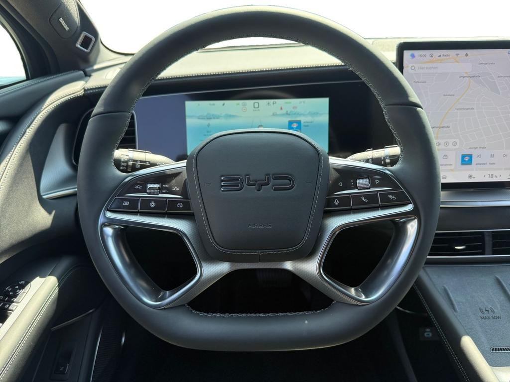 BYD Sealion 7