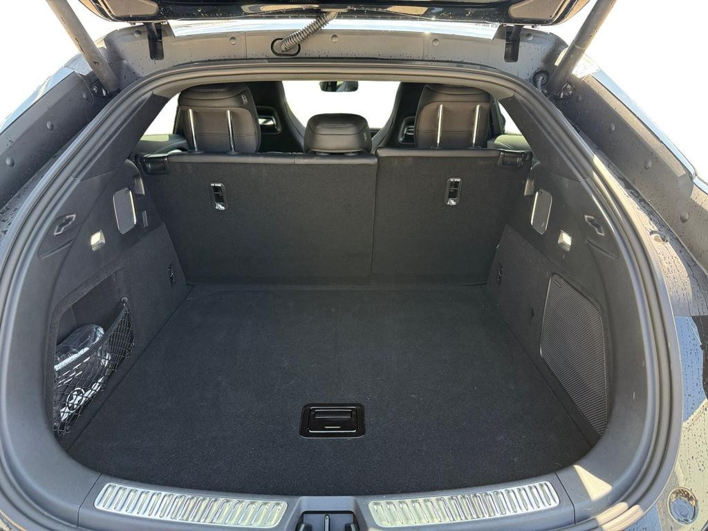 BYD Sealion 7