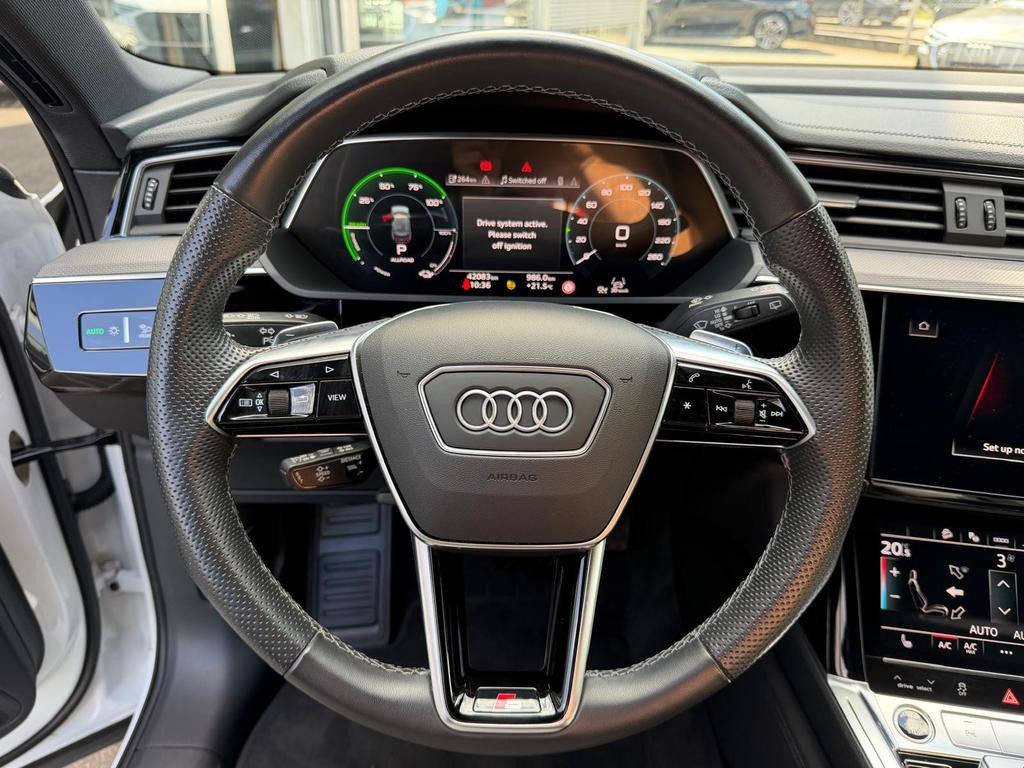 Audi e-tron