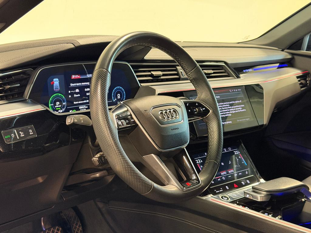 Audi e-tron